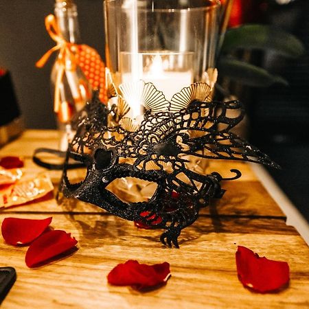 Loveroom Intimiste Et Haut De Gamme A 30 Min De Toulouse Puydaniel Zewnętrze zdjęcie